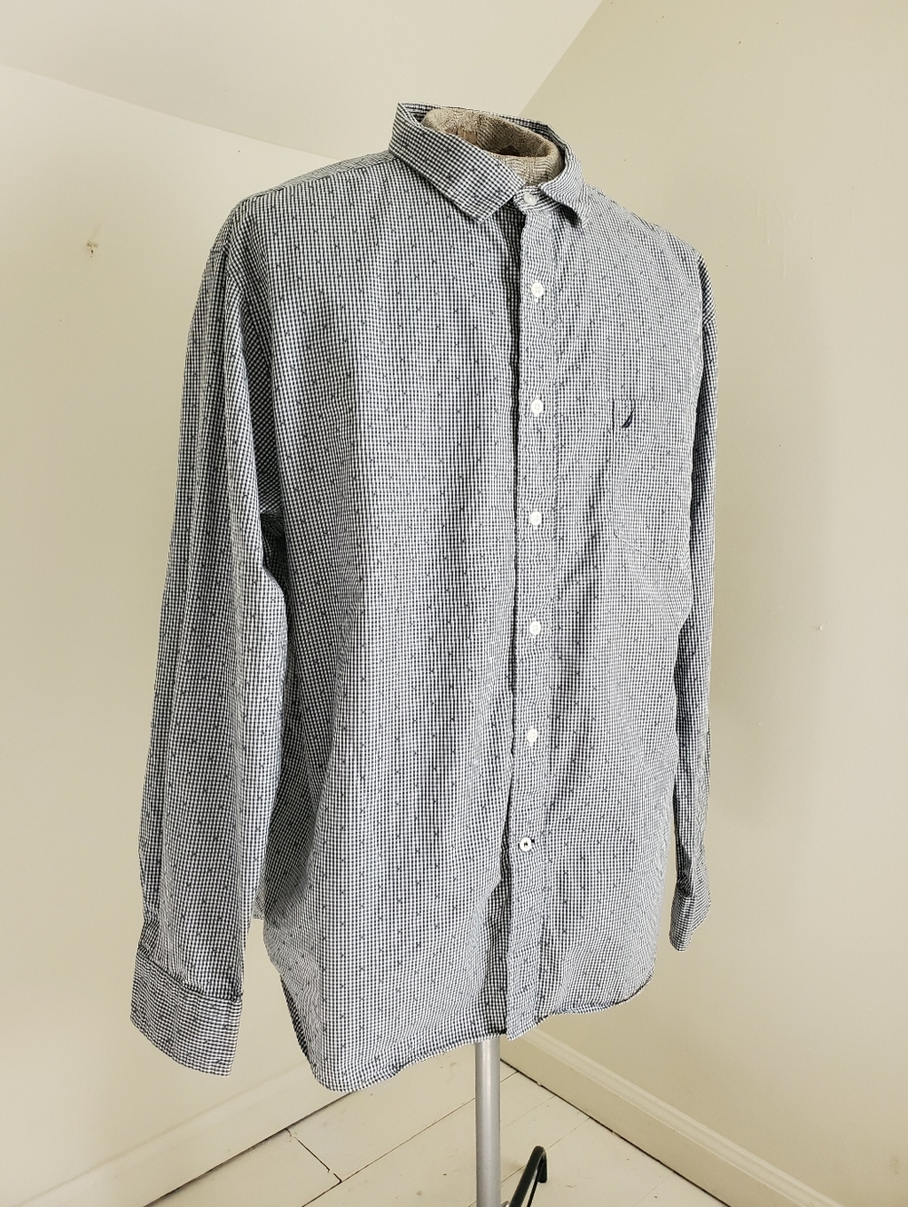 Nautica Black & White Gingham Long Sleeve Button Front Shirt